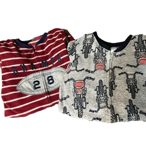 𝅺2 Pairs Of Carter’s Size 7 Years Footed Flannel Sleepers, EUC